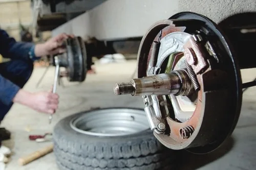trailer-service-repair Lloyd Trailer Company service